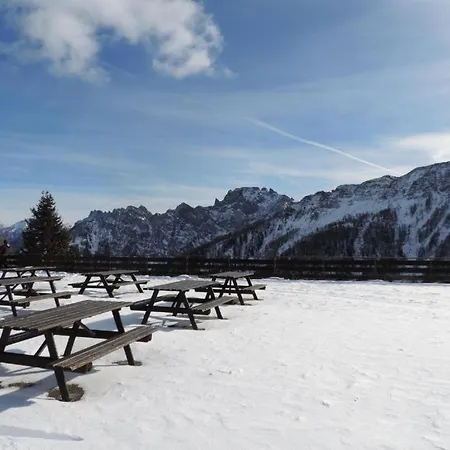 Lägenhet Casa Lares